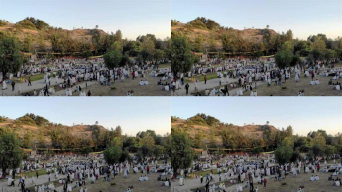 日落时埃塞俄比亚Timkat仪式上的航拍镜头
