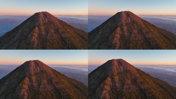 危地马拉阿瓜火山的鸟瞰图