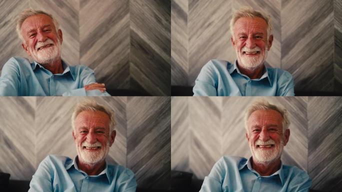 生病的老人对着镜头微笑