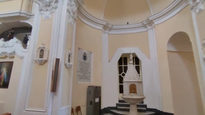 Lacco Ameno-圣玛丽亚·德尔·格拉齐教堂的内部概述