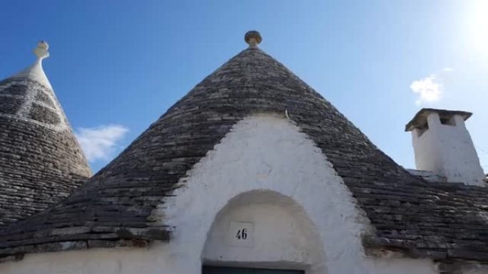 trullo是普利亚大区Alberobello的传统干石中的一种圆锥形建筑