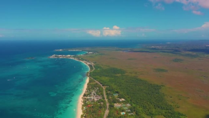 距离牙买加西海岸400米的高空。尼哥。
