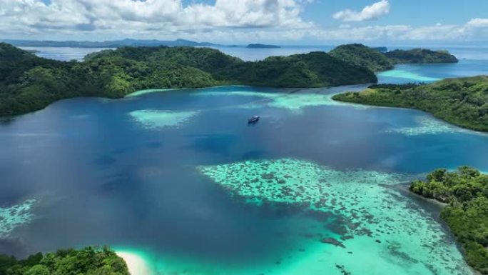 所罗门群岛惊人的热带泻湖的鸟瞰图