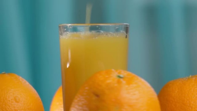 鲜榨橙汁健康。水果饮料。选择性聚焦。维生素c。健康的生活方式概念。