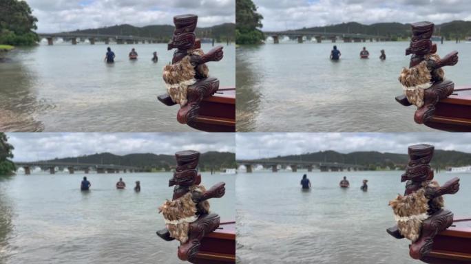 传统木制毛利人战争独木舟