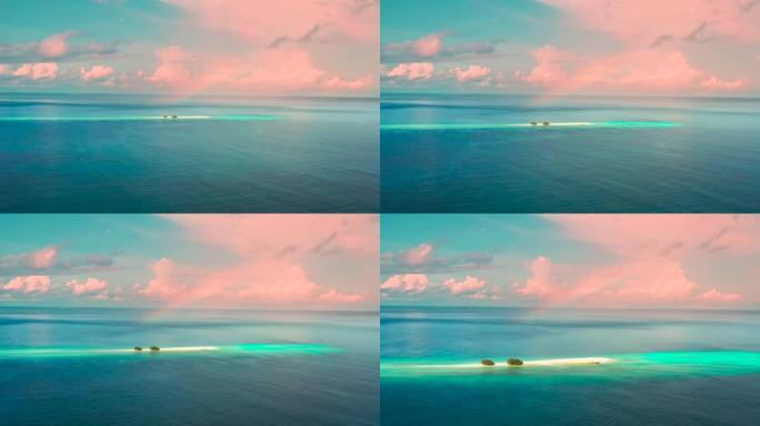 鸟瞰沙洲和蓝色的大海。马尔代夫沙洲在印度洋，白色的沙滩海岸水晶蔚蓝的颜色水，热带度假的完美去处。