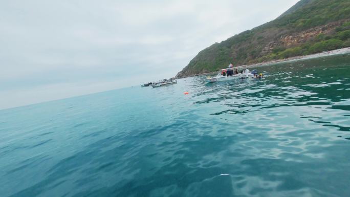 海南三亚水上项目浮潜快艇出海穿越机航拍