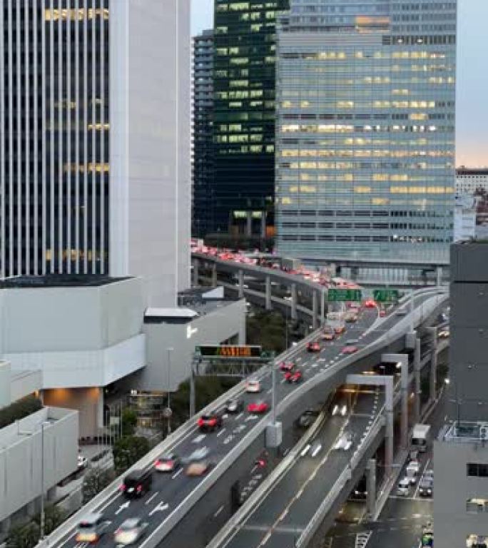 六本木通与东京的修东高速公路