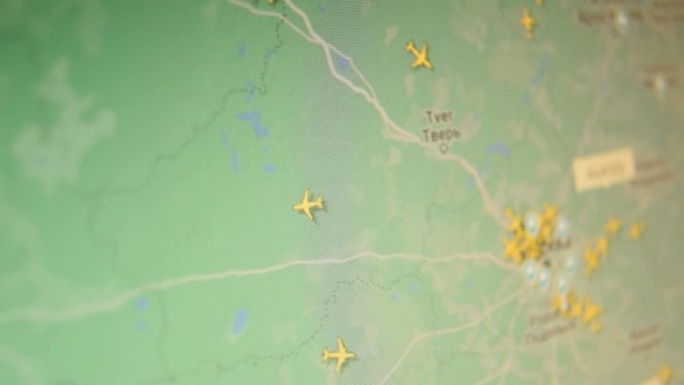 莫斯科莫斯科上空的空中交通摄像机拍摄计算机屏幕移动像素可见。