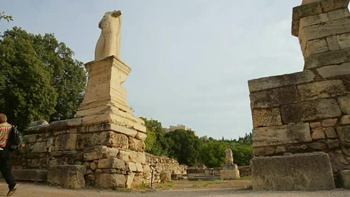 泰坦和巨人的古代雕像遗迹，