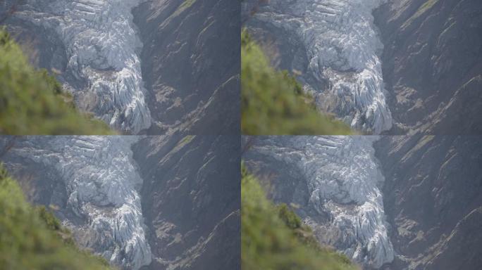 山地冰川及其纹理的细节照片