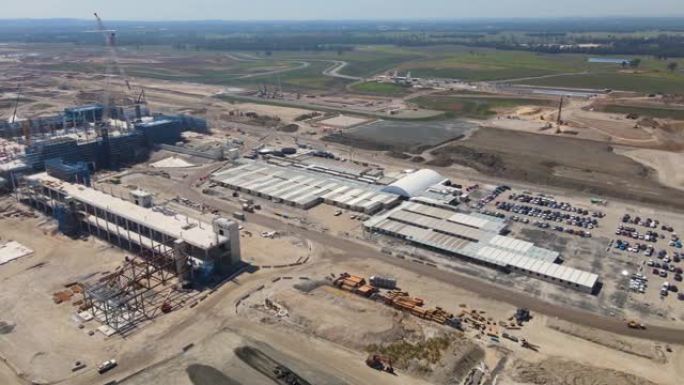 从2023年2月西侧看，新的西悉尼国际机场在Badgerys Creek的建筑工地的空中无人机视图