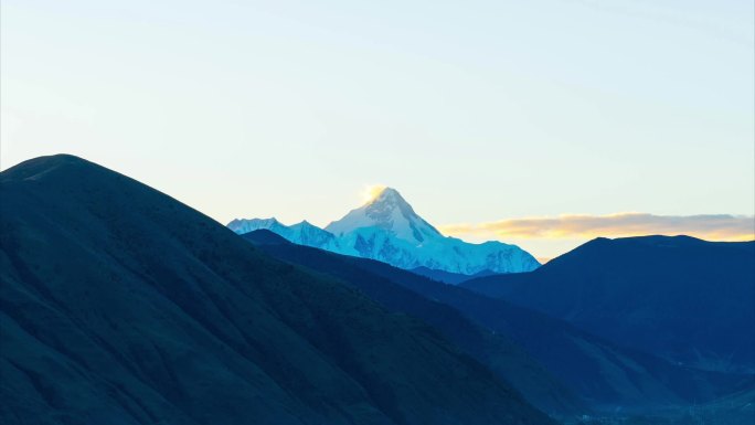 贡嘎雪山日出延时