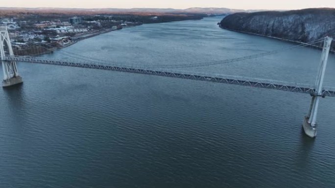 哈德逊河上波基普西纽约附近富兰克林·德拉诺·罗斯福中哈德逊大桥的航拍视频