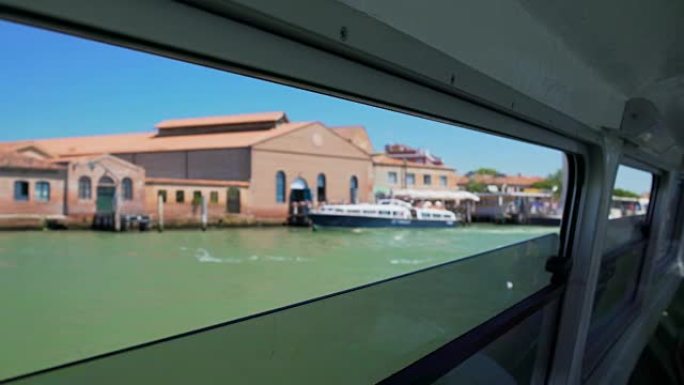 著名的法罗迪穆拉诺灯塔，水上巴士窗口，威尼斯之旅