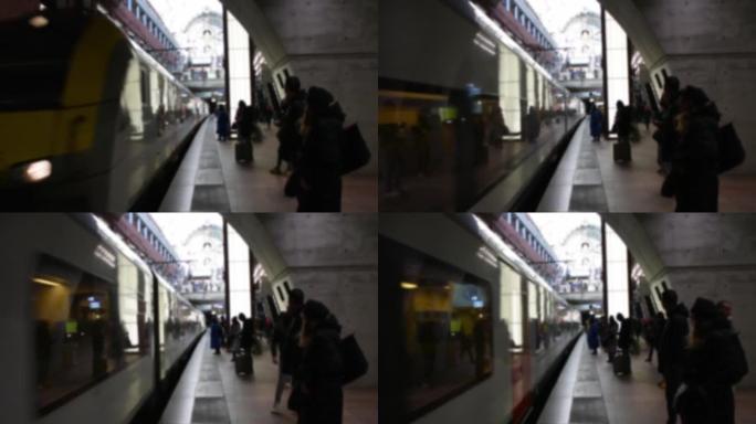 安特卫普中央火车站，视频，人们登上火车，比利时，欧洲