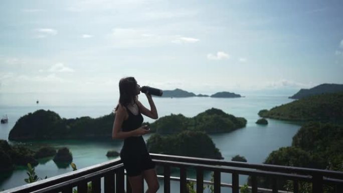 年轻女子在群岛岛链上的监视点喝酒