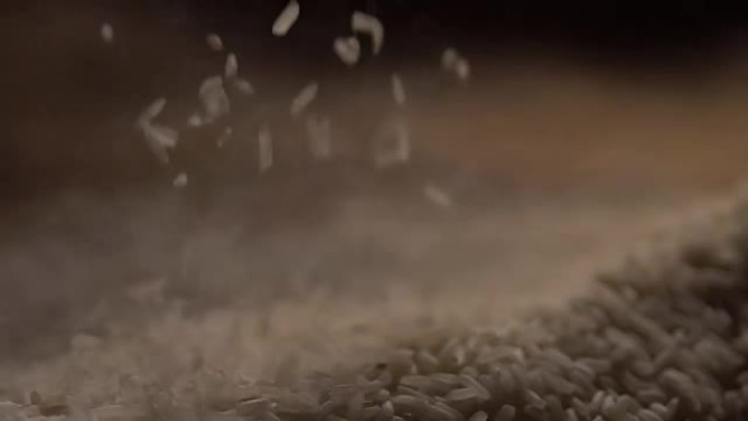 选择水稻种子掉落成堆，优质生态产品广告
