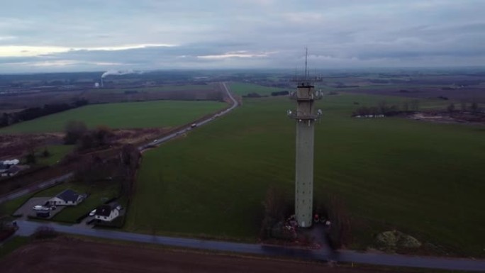 在丹麦Slagelse的无线电塔周围