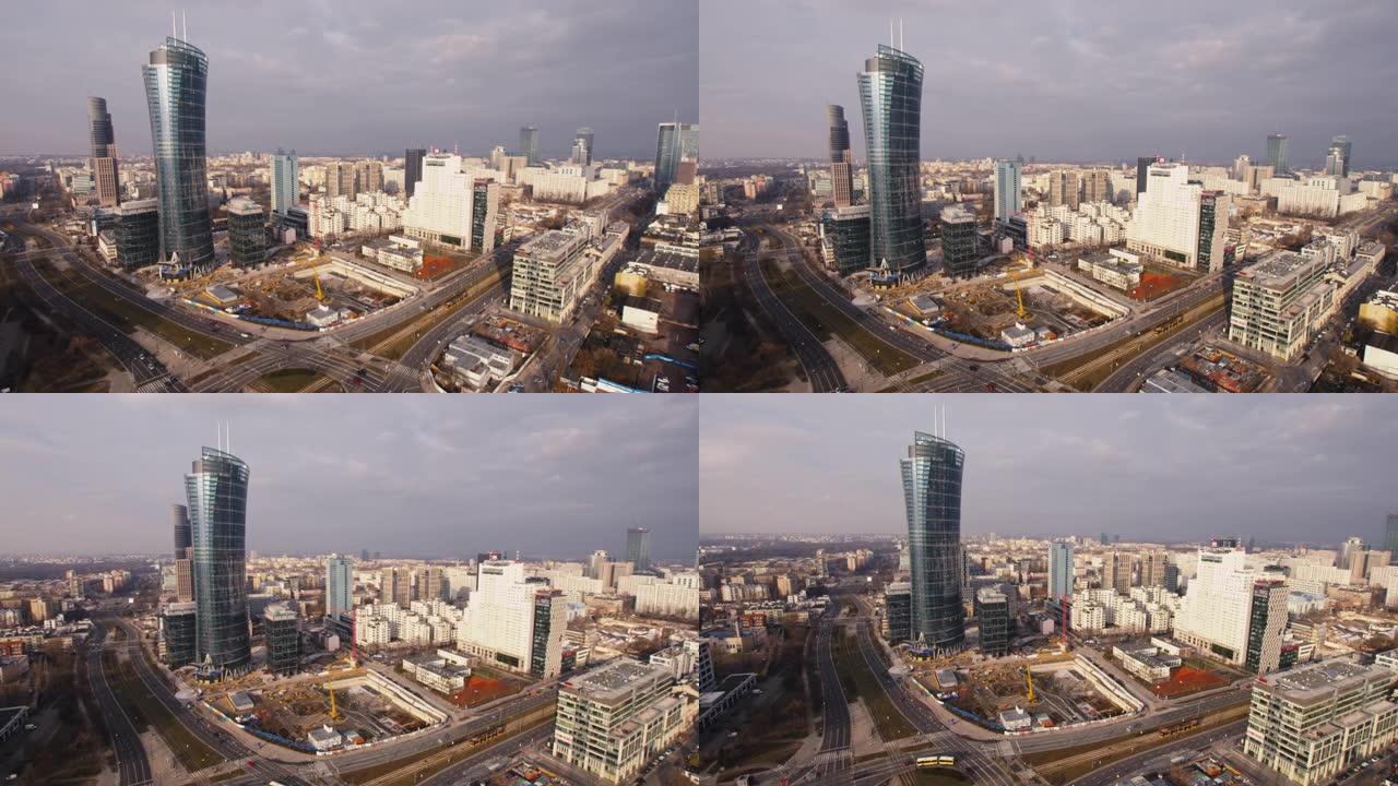 华沙市摩天大楼和华沙尖塔的无人机鸟瞰图