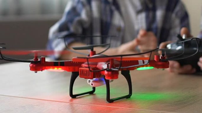 无人机开始飞行的特写镜头，用于摄像的高端技术玩具