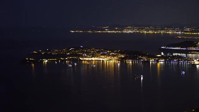 摩纳哥港口的夜景，国际游艇表演的场地，空中射击