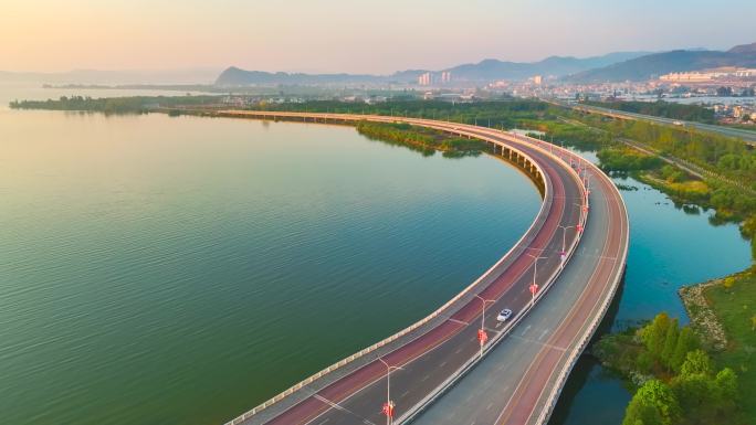 航拍昆明滇池环湖路