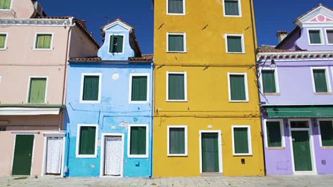 威尼斯阳光明媚的布拉诺旧彩色住宅视图