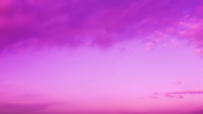 云在天空中移动的视频
