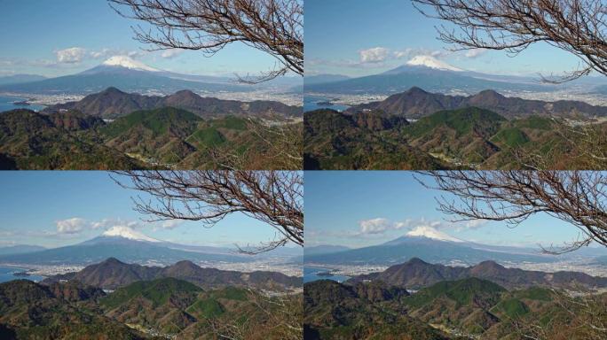 伊豆半岛伊豆全景公园的富士山景。