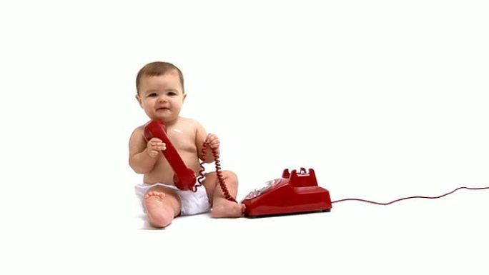 婴儿玩电话