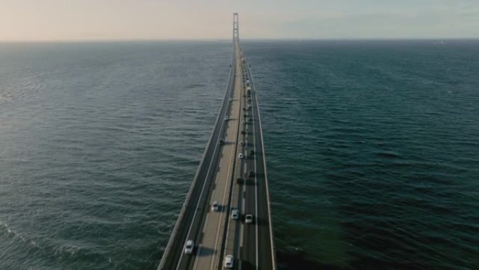 丹麦storeb æ lt大桥沿线交通稳定的道路