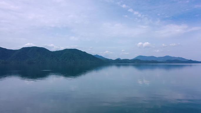 中国乡村绿水青山唯美太平湖