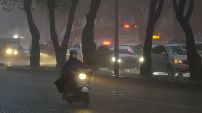 城市暴雨、大雨