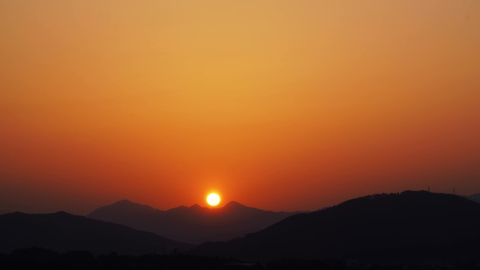 山峰日出延时乡村日出风景群山日出早霞风光