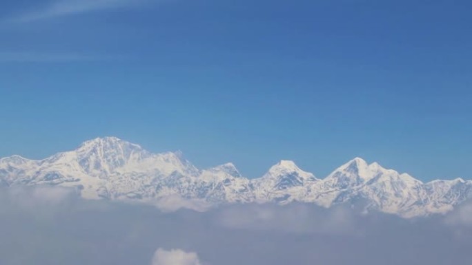 喜马拉雅的珠穆朗玛峰。地球上最高的山8848米。