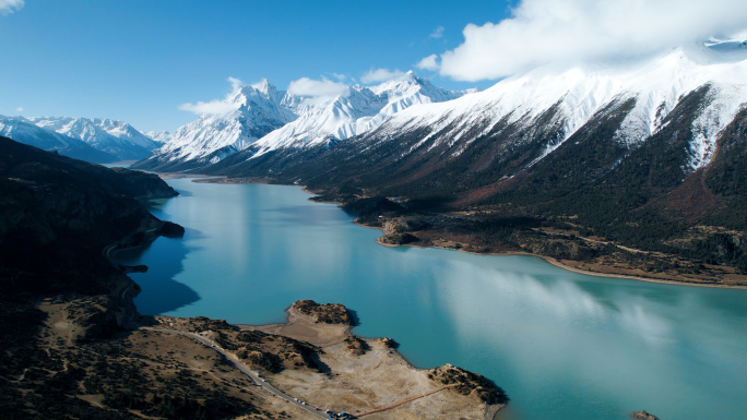 高原湖泊 然乌湖 雪山湖泊 西藏