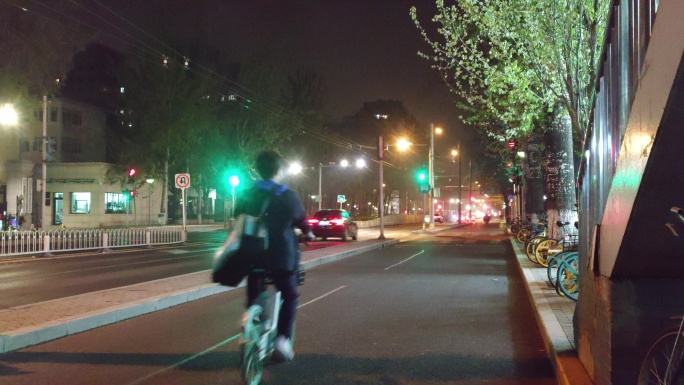 4K延时摄影：北京夜晚的街道车流