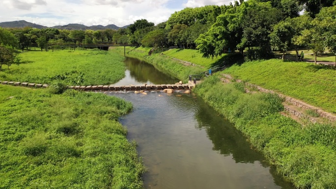 深圳福田河中心公园