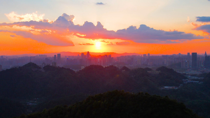 黔灵山日出