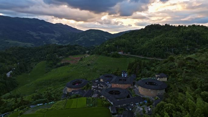 福建土楼四菜一汤黄昏4K