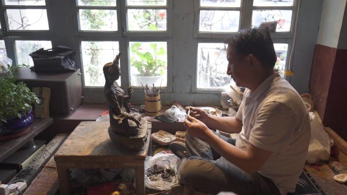 传统文化 古董 菩萨 珐琅彩 陶瓷彩绘