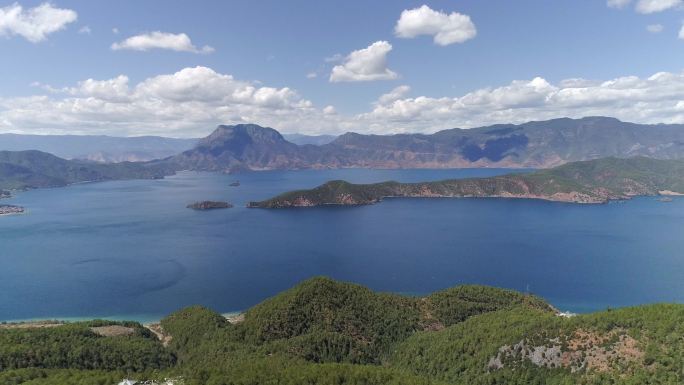 泸沽湖全景航拍