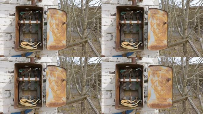 爱沙尼亚电线的开放式橱柜箱