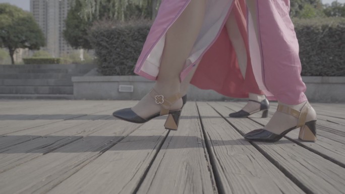 腿 旗袍 高跟鞋 美女 公园 模特 优雅