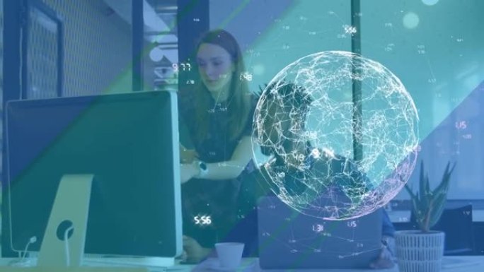 在办公室中使用计算机通过业务同事的网络进行globe动画