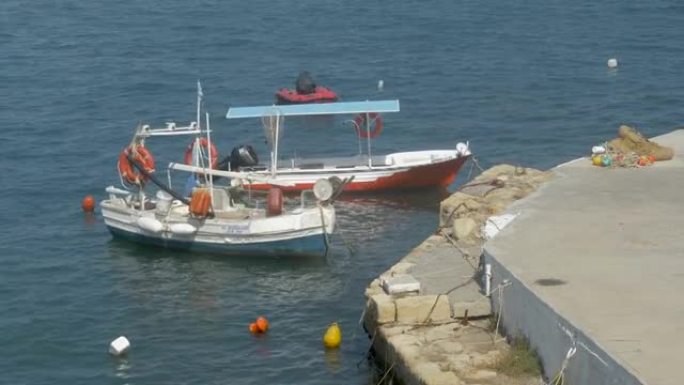 希腊伊拉克利翁港克里特岛的4k 60 fps船