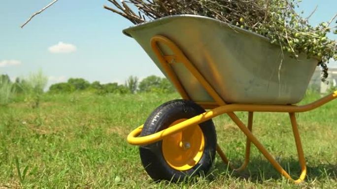 花园车轮用独轮车车轮，黄色独轮车工作弹簧设备活动工具工作携带，金属种植独轮车花园车轮手推车享受污垢