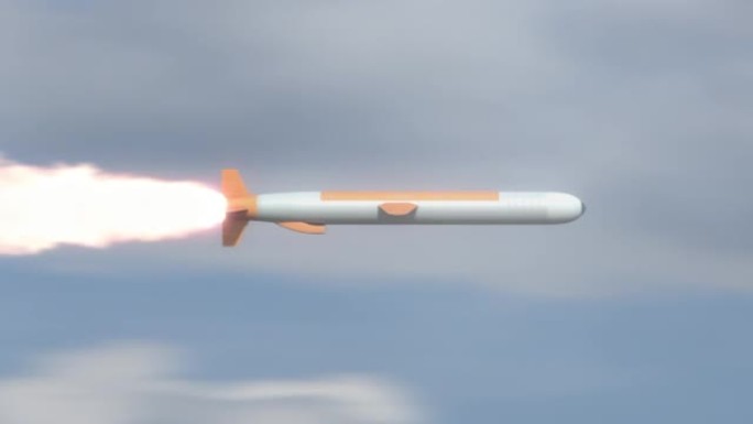 发射的巡航导弹在云中飞行。