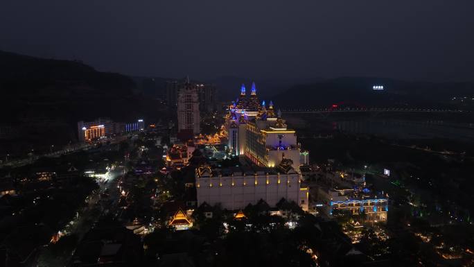 西双版纳湄公河景兰大酒店夜景航拍4k